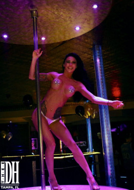 Thee-Dollhouse-Newyears-2020-12