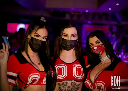 9B5B570D-DB4B-44EE-8CBC-82B892AA2554_1_105_c