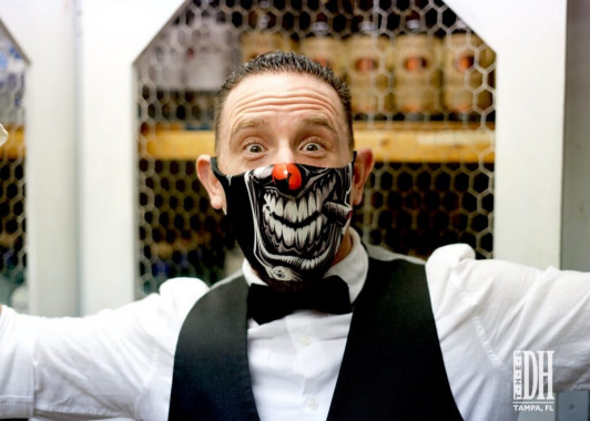 Thee-Dollhouse-Superbowl-234BDBFD-7FD3-41D4-BB94-AE13AF402B78_1_105_c