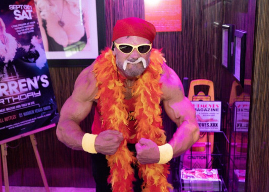 dollhouse-warren-bday-2025-232